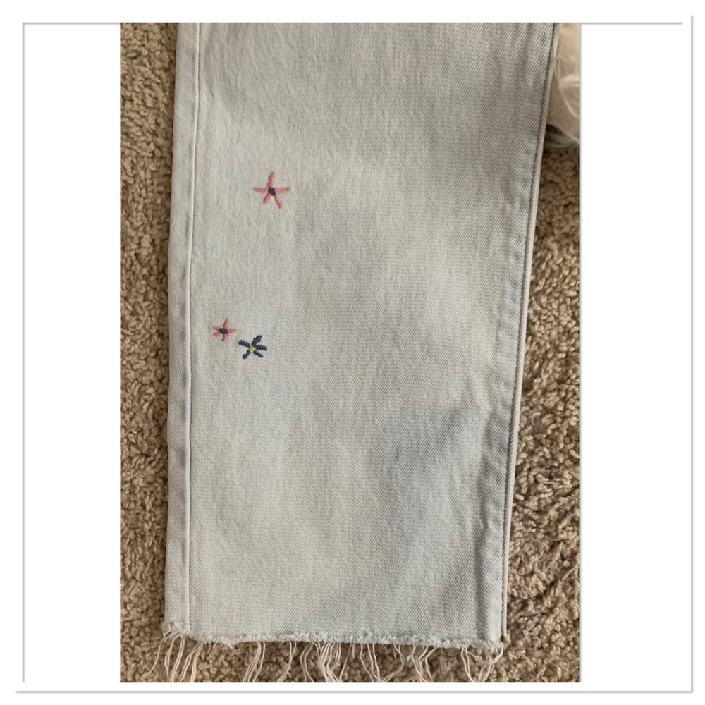 NWT Levi's 501 Light Wash Embroidered Jeans Blue Size 32 - Picture 6 of 15